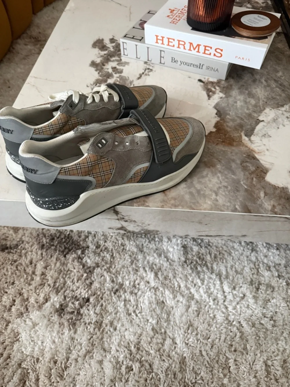 Burberry Gray Suede Sneakers with Beige Vintage Check Detail - Picture 4 of 4